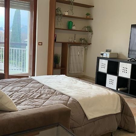 Appartement Big Deluxe Apts Italian Style Lake&Terrace à Lecco Extérieur photo